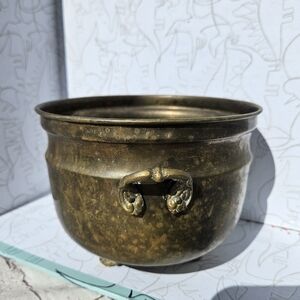 Vintage Brass Footed Planter with Handles – Indian Exotics Inc. – Mid Century